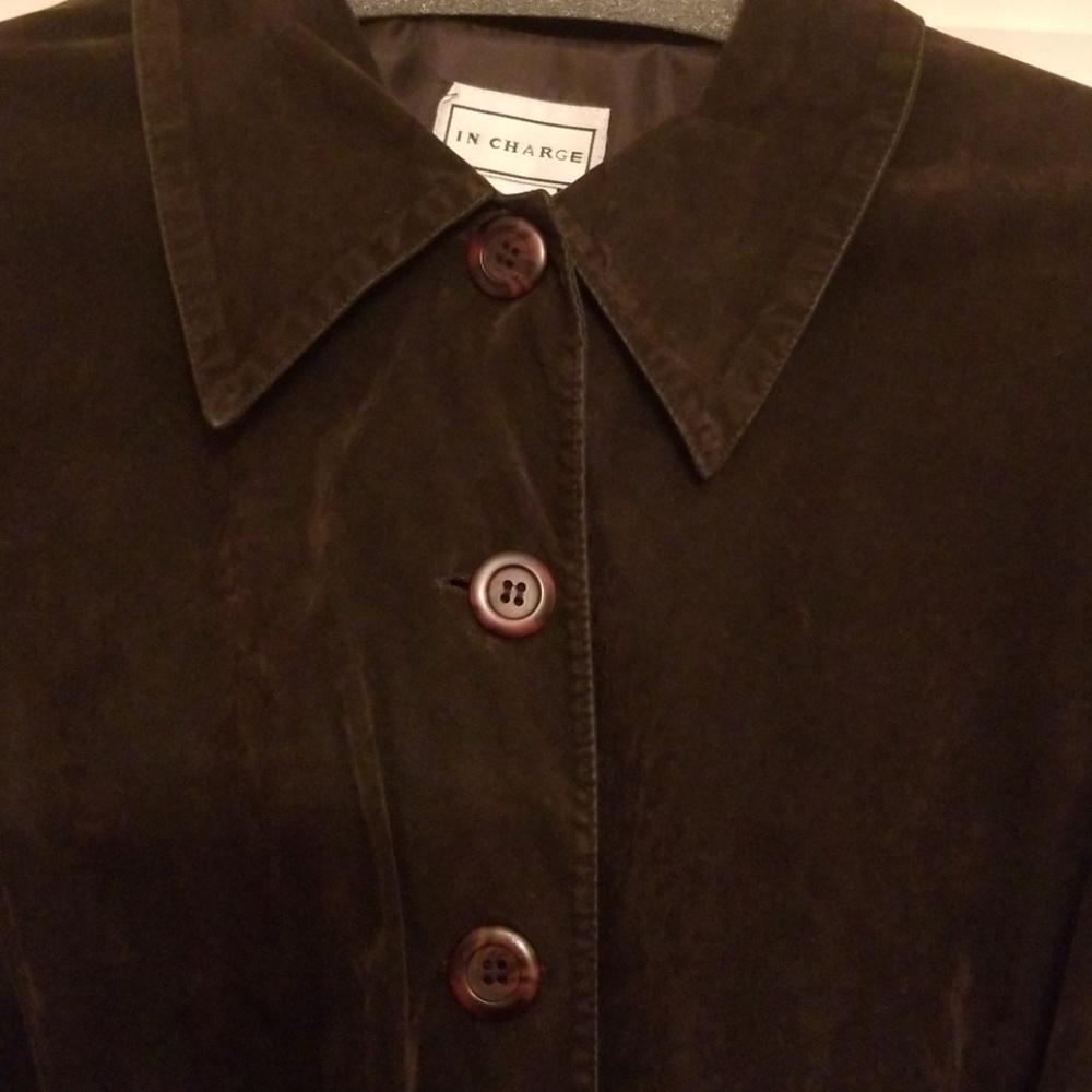 Coat - Picture 2 of 8